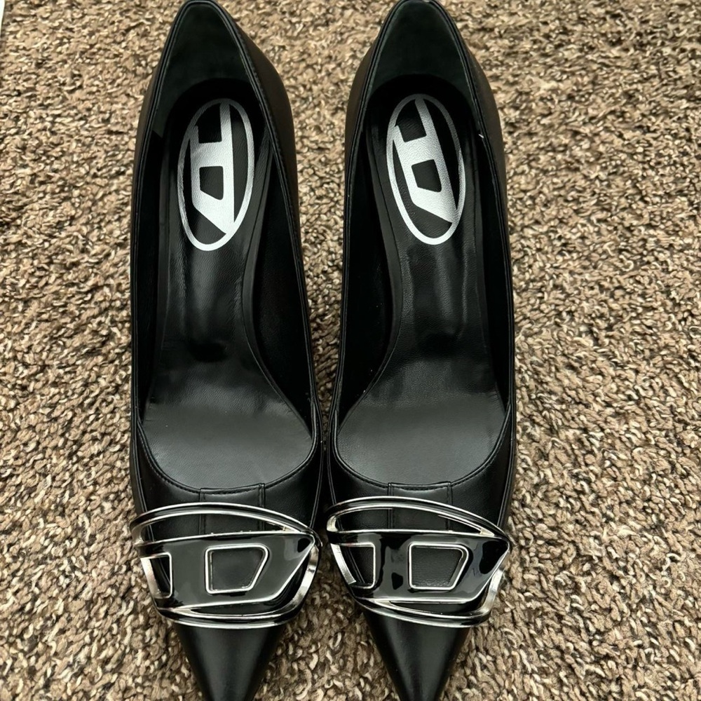 Diesel black leather heels with silver hardware
